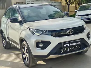 Second Hand Tata Nexon XZ Plus (O) Diesel in Bangalore
