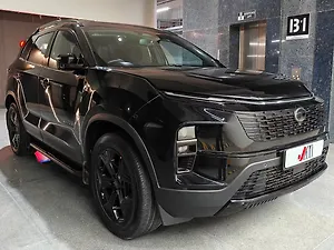Second Hand Tata Safari Accomplished Plus 7 STR Stealth Edition AT in Ahmedabad